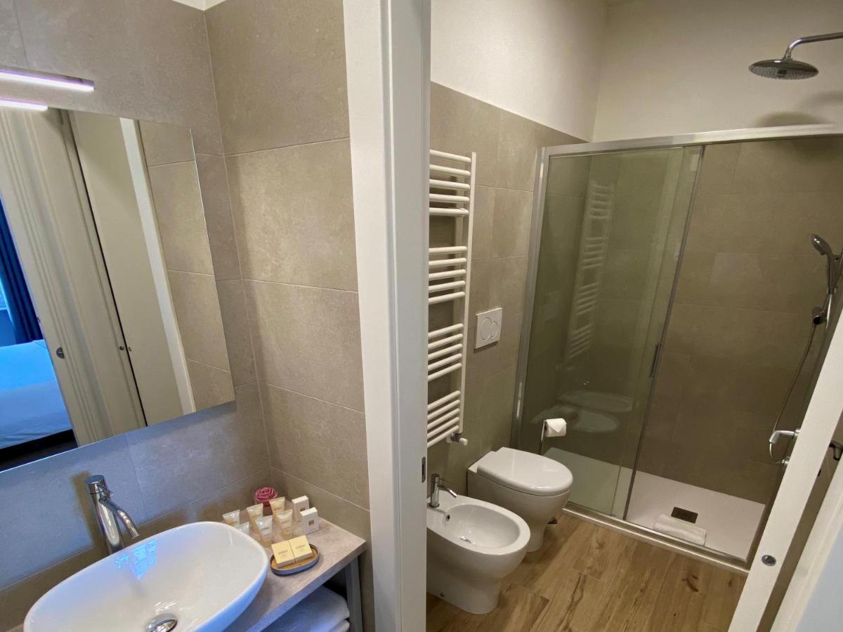 Five Flowers Guest House Triest Zewnętrze zdjęcie