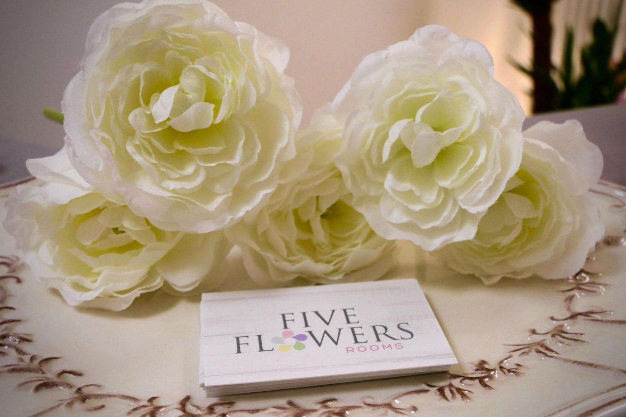 Five Flowers Guest House Triest Zewnętrze zdjęcie